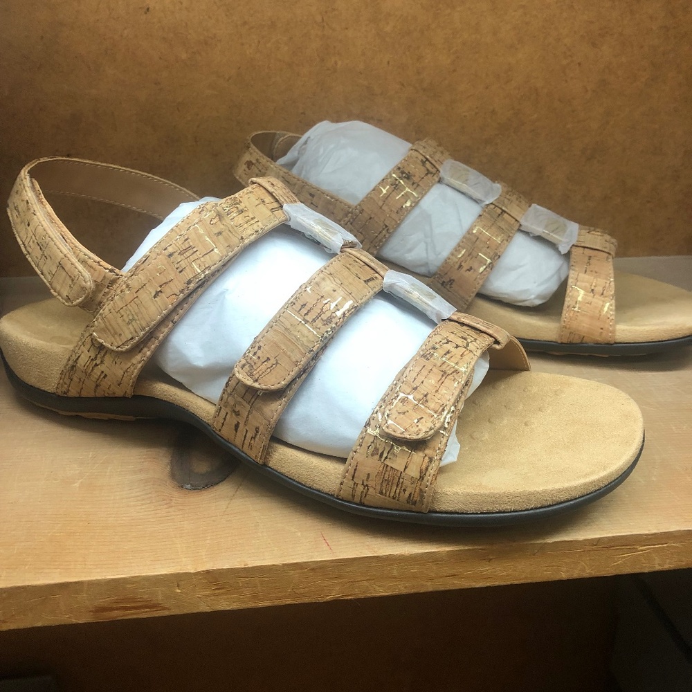 Vionic Women Rest Amber Adjustable Backstrap Sandal Arch Support Gold Cork SZ 12